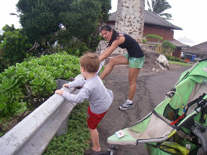 IMGP5675.JPG - Out for a jog with Bear. This is how you stretch!