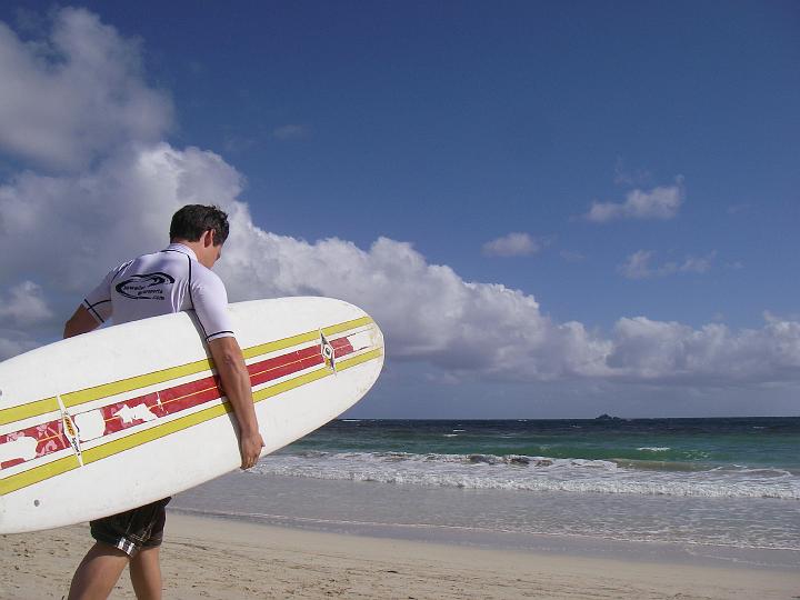 IMGP5688.JPG - Doug is determined to find a wave to ride...