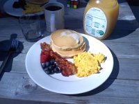 Pic-06152013-001  Daddy made a great farm breakfast which we got to eat outside!