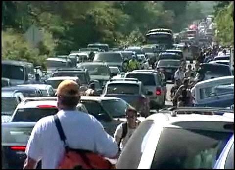 Photo snapped from video posted at link attached to photo (click to view).