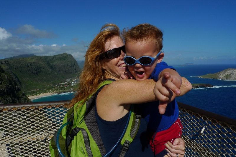 This is such a classic Ben picture I had to include it. We hiked up to Makapu'u Lighthouse on Tues looking for whales...spotted quite a few spouts! Tamara and her family got to see some breaching later from Lanai Lookout. 